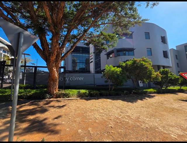 BUSINESS PROPERTY TO RENT IN MENLYN
